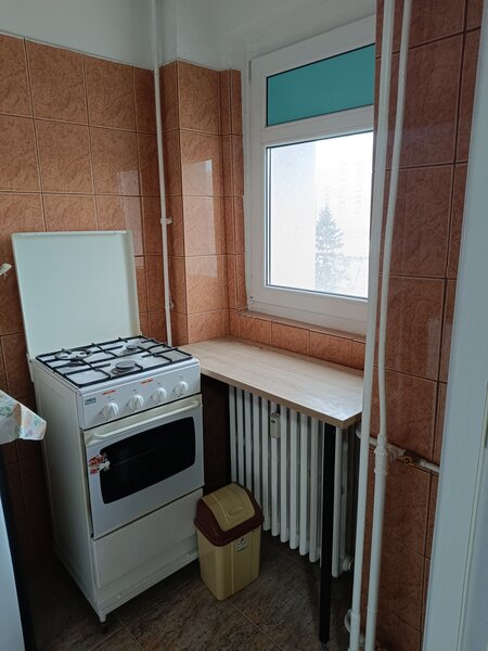 Titan, Postavarului,